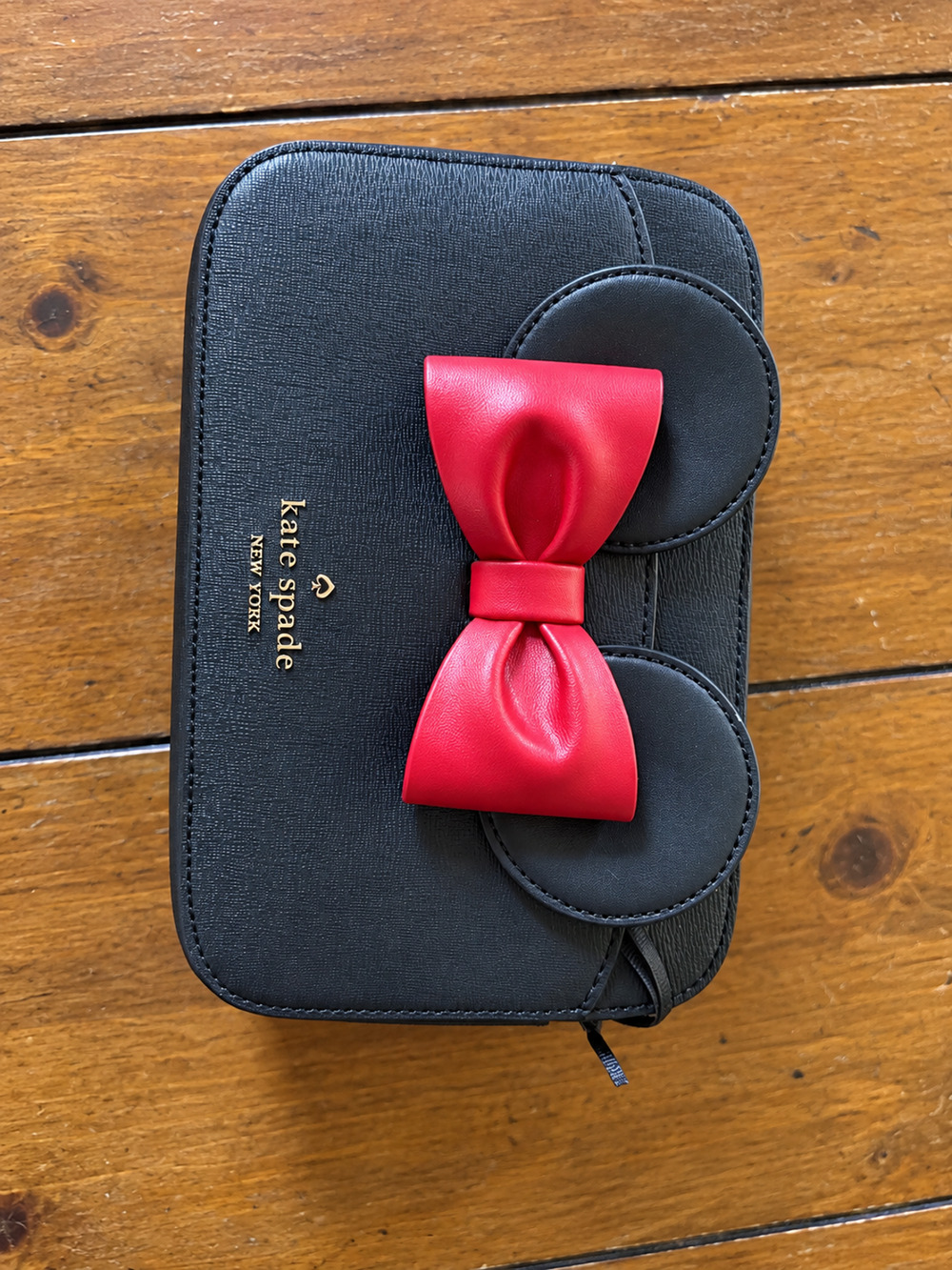 Disney x Kate Spade New York Minnie Mouse Camera Bag